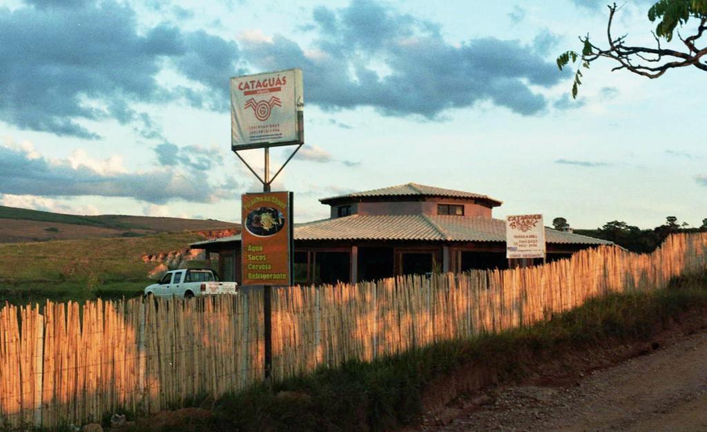 Cataguas Brasil Pousada Carrancas Exteriör bild